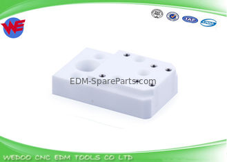 Bagian Mesin EDM Chmer Bawah Keramik Isolator Pelat Warna Putih CH304