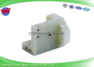 F308 Fanuc EDM Parts Keramik Isolator Plate A290-8110-X761 Basis Panduan Posisi Bawah