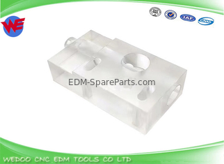 A290-8112-X393 Blok Panduan Kawat Umpan Polikarbonat Untuk Fanuc 70.5 X 34 X 21mm