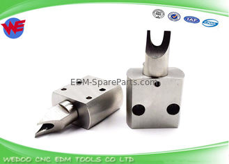 MW413613C 3055208 Sodick EDM Bagian Unit Pipa Panduan Kawat Atas 3055210