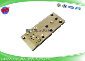 DCH9400 Suku Cadang EDM X055C630G54 Dudukan Die Bawah Mitsubishi DBG4900 X262D527H01