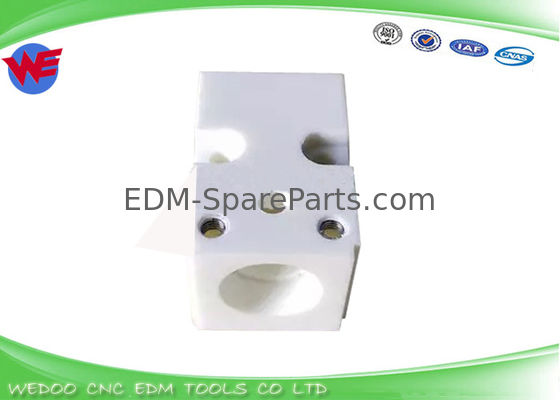 A290-8104-X614Blok pipa bawah Untuk Fanuc 0iB Fanuc EDM Bagian Konsumsi Keramik