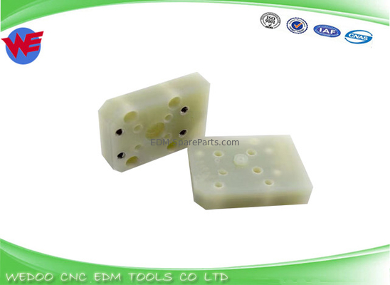F322 Lembar Isolator Blok Jet Bawah Fanuc EDM Bagian 56x40x13 A290-8119-X764