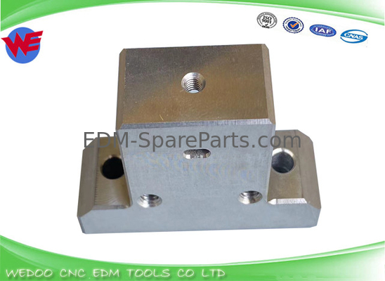 Blok pemasangan atas untuk MV Mitsubishi 46*35*15mm DIE GUIDE BLOCK HOLDER