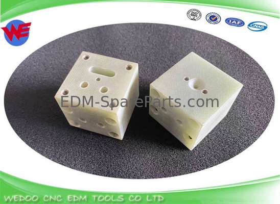 A290-8101-X509 Lembar Isolator Atas Fanuc EDM Bagian Seri A-C 40*40*34