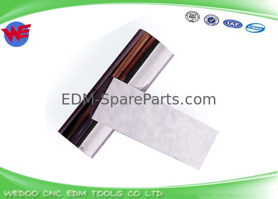 F005 A290-8101-X750 Suku Cadang Mesin EDM Fanuc / Kontak Umpan Daya 23x8x3t