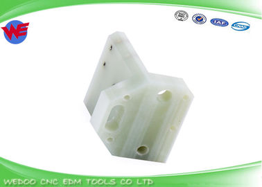 F308 Fanuc EDM Parts Isolator Plate A290-8110-X761 Dasar Panduan Posisi Bawah