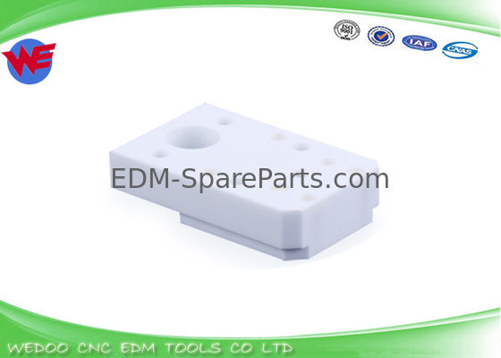 CH304 Isolator Keramik Bawah Suku Cadang Mesin EDM Chmer Pelat Warna Putih
