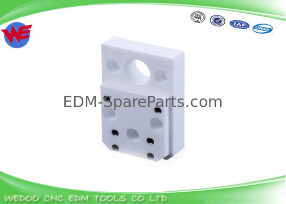 CH304 Isolator Keramik Bawah Suku Cadang Mesin EDM Chmer Pelat Warna Putih