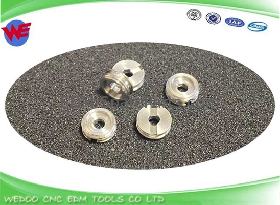 135016055 200640776 NUT Charmilles Edm suku cadang 12*4*id4mm 135.016.055