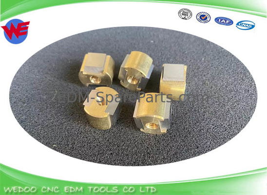 Kontak Power Feed 21*18*14*5mm / Electronic EDM Spare Parts Karbida