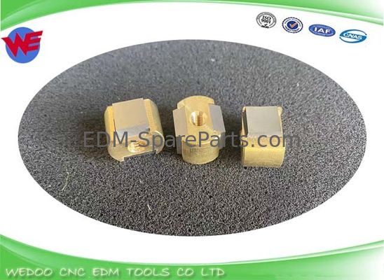Kontak Power Feed 21*18*14*5mm / Electronic EDM Spare Parts Karbida