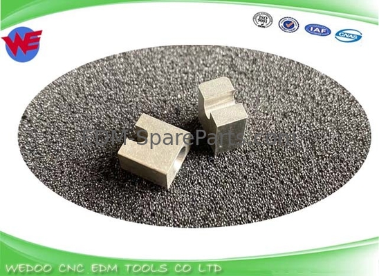 A290-8120-Z782 ELECTROD HOLDER Fanuc EDM suku cadang 10*10*6mm