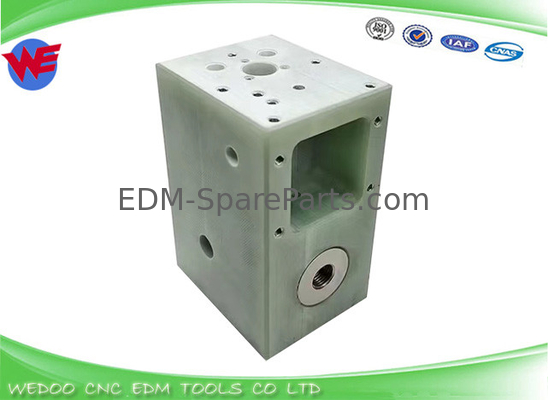 20EC090A101=2 Blok Pelat Kepala Isolator Makino EDM 120*80*65Mm