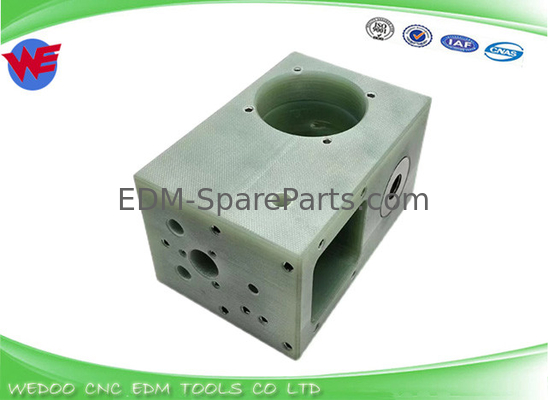 20EC090A101=2 Blok Pelat Kepala Isolator Makino EDM 120*80*65Mm