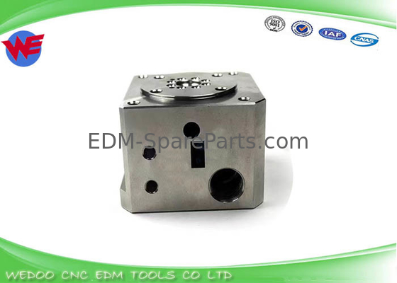 AQ400 AQ600 Guide Holder Block Sodick EDM Parts Die Block L Posisi atas