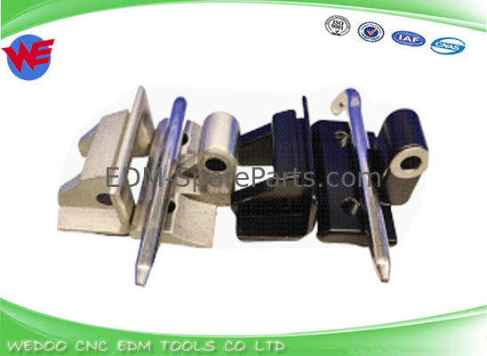 135010731,135010733 Door Hinge Set untuk AgieCharmilles135010734 135010732 135007085