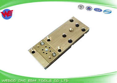 DCH9400 Suku Cadang EDM X055C630G54 Dudukan Die Bawah Mitsubishi DBG4900 X262D527H01