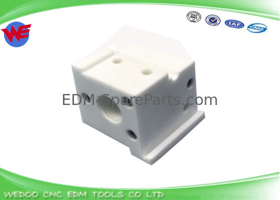 Panduan Keramik Basis Fanuc Bagian EDM A290-8112-X687 Blok Pipa Atas